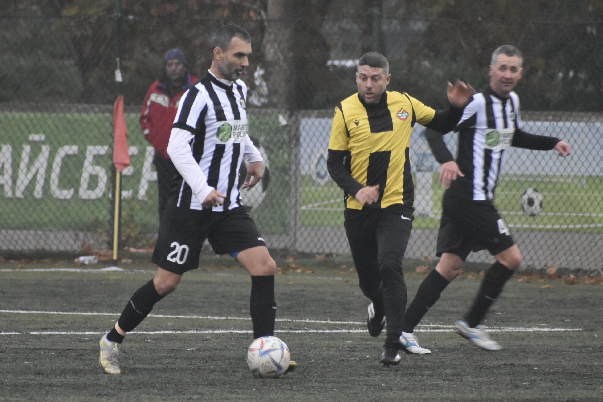 Локо напред при ветераните, Ботев отпадна драматично от Металик (Сопот) Локо напред при ветераните, Ботев отпадна драматично от Металик (Сопот)