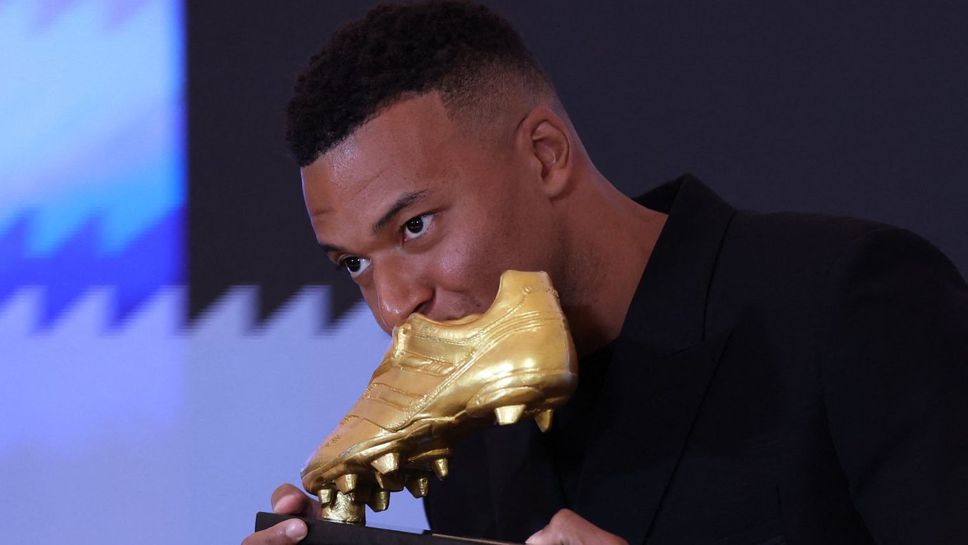 Мбапе получи “Златната обувка” и заяви: Искам отново да я спечеля и да остана в Реал още дълги години Мбапе получи “Златната обувка” и заяви: Искам отново да я спечеля и да остана в Реал още дълги години