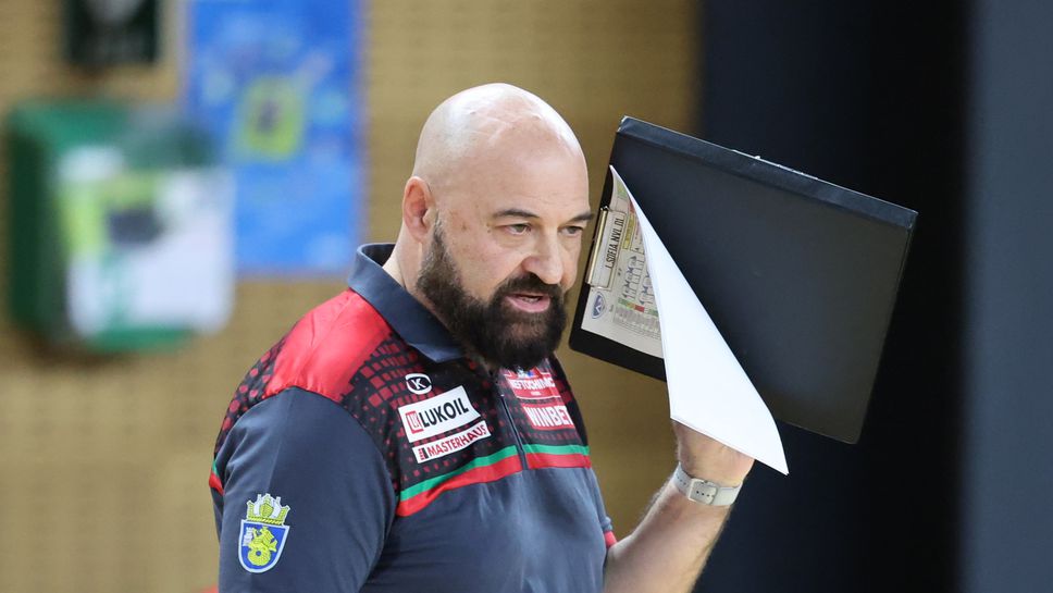 Франческо Кадеду пред Sportal.bg: Много сме щастливи, защото всеки мач е много важен Франческо Кадеду пред Sportal.bg: Много сме щастливи, защото всеки мач е много важен