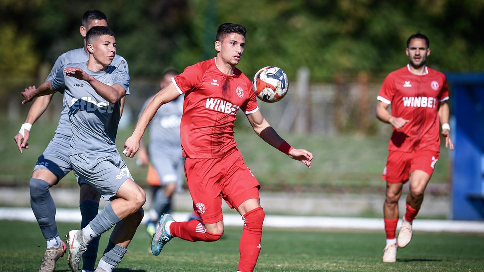 Ботев (Враца) потрепери, но не допусна изненада в Нова Загора Ботев (Враца) потрепери, но не допусна изненада в Нова Загора