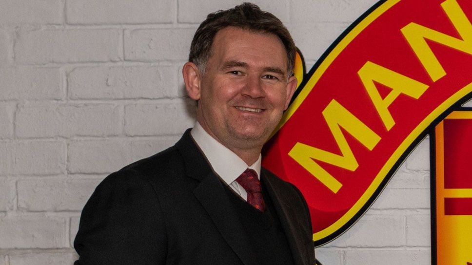Още един от влиятелните директори в Манчестър Юнайтед напусна след 11 години в клуба