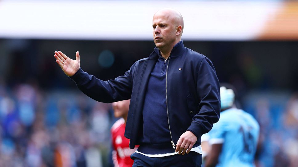 Загубата от Манчестър Сити няма значение за бъдещето на Арне Слот, но знаците за притеснителни