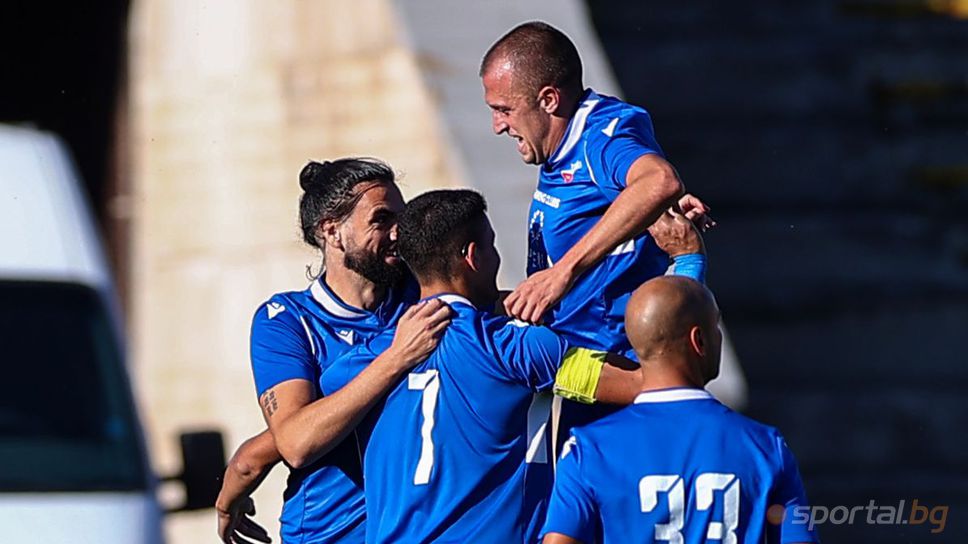 Спартак (Пловдив) си тръгна с точките от Нова Загора