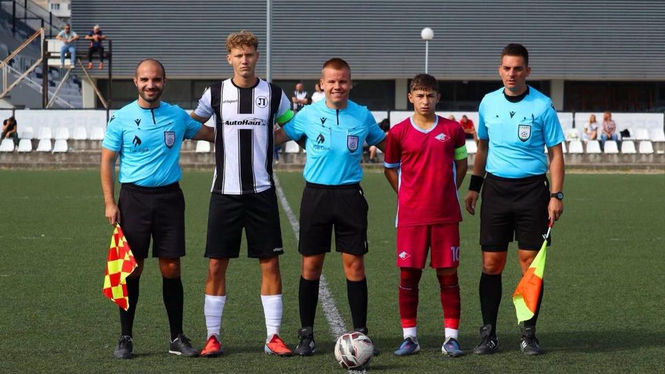Септември спечели убедително гостуването си на Локомотив (Пловдив) при U17