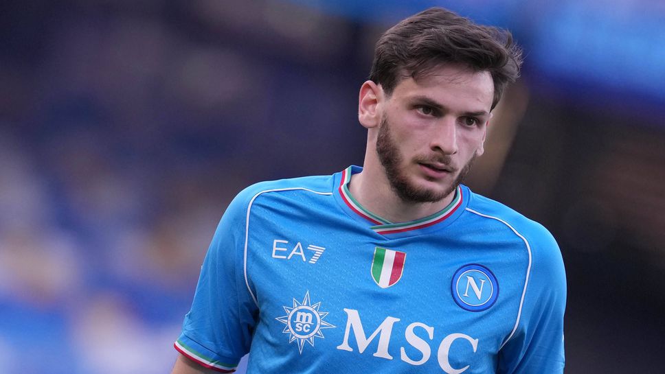 Агентът на Кварацхелия пристигна в Неапол за преговори, Барселона се опитва да се намеси