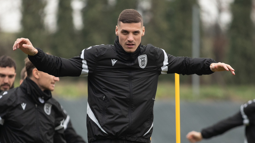 Кирил Десподов отново не тренира с ПАОК заради болки в гърба