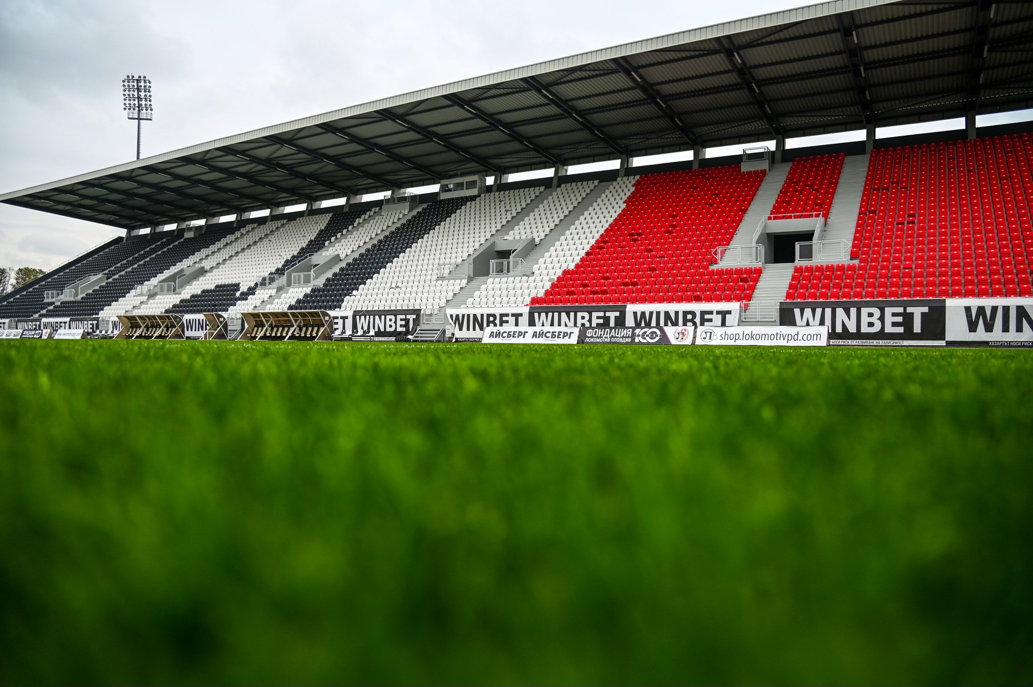 Локомотив и Ботев участват в турнир за ветерани на Лаута