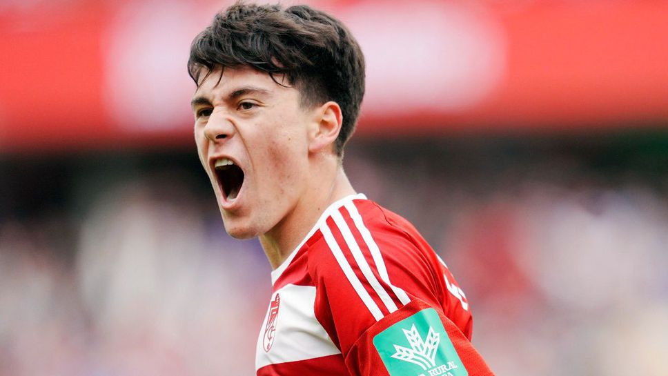 Гранада удари тежко Осасуна и съхрани теоретичните си шансове за спасение