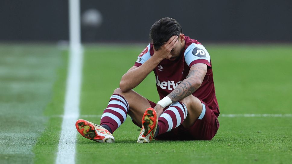 Уест Хам ще трябва да се справя без двама от най-силните си играчи