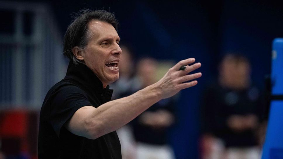 Абсолютен цирк! Преди два дни Джордже Крецу хвалеше Русия, после обяви, че си тръгва