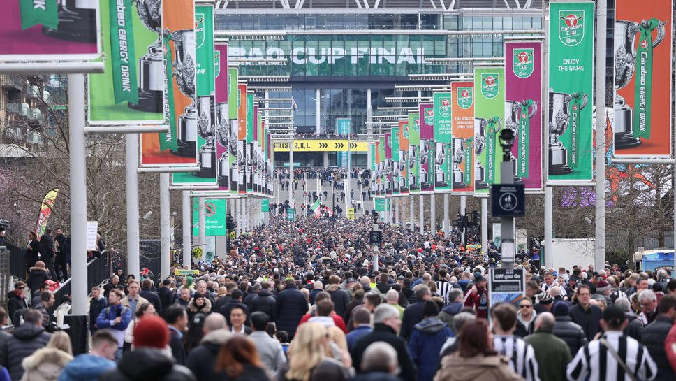 Влизането на футболен мач без билет в Англия става престъпление