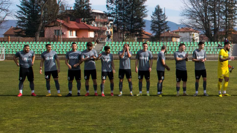 Новите в Локомотив (Мездра)