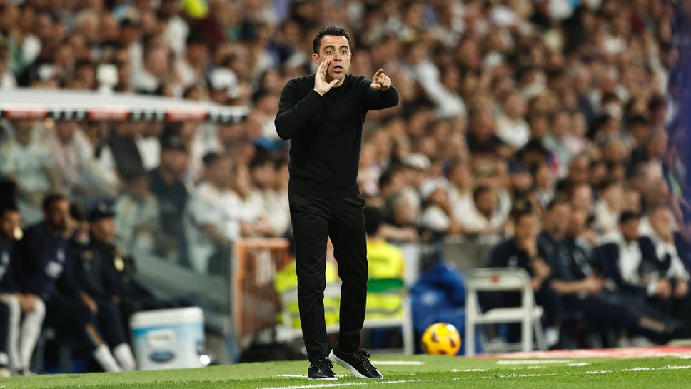 Няколко са причините, заради които Чави се е съгласил да остане в Барселона