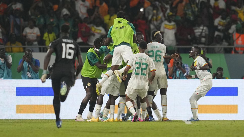 Сенегал се справи с Камерун и върви уверено напред