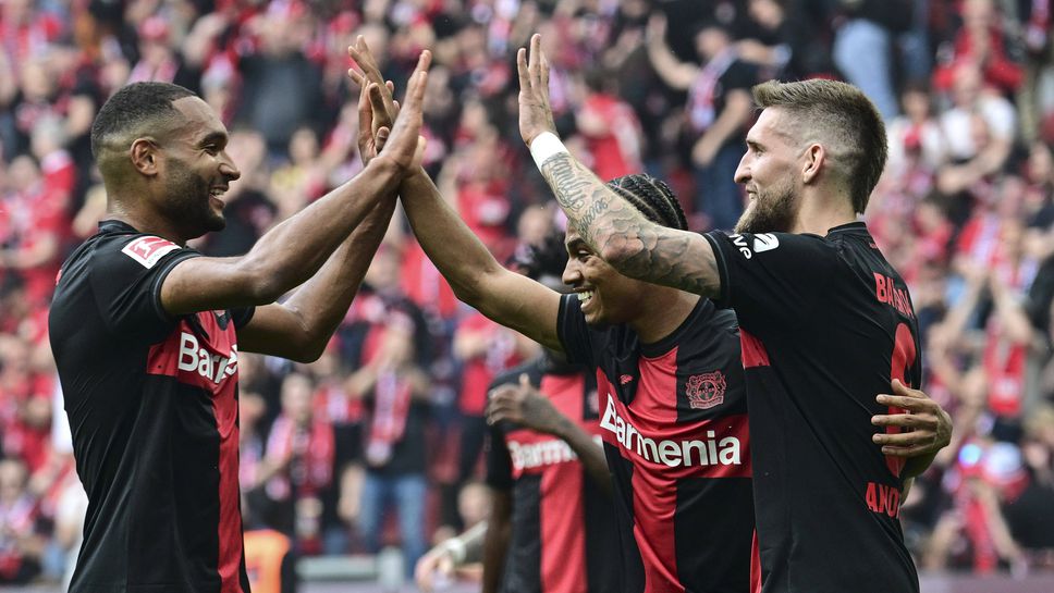 Леверкузен приключи в Бундеслигата по шампионски и отново влезе в историята