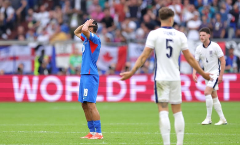 НА ЖИВО С БЛИЦ: Гол и невероятен пропуск в продълженията на Англия - Словакия