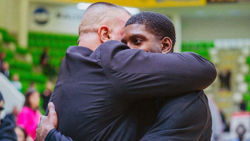 Неразказани истории за Васил Евтимов и отговор на въпроса - "Кой може да спре Ламонт Уест?"