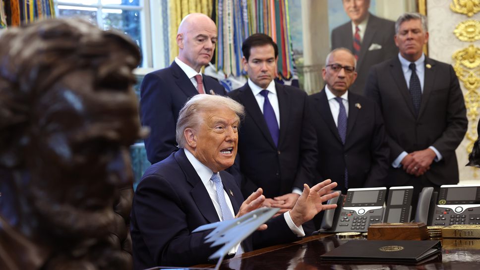 Тръмп и Инфантино обявиха процедура, която да улесни феновете за Мондиала