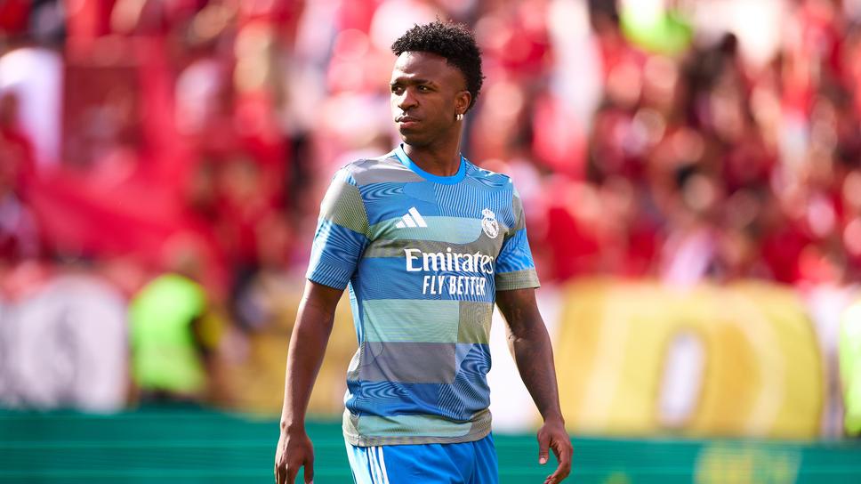 Арсенал подготвя рекордна оферта за Винисиус в опит да се възползва от неразбирателството с Реал Мадрид