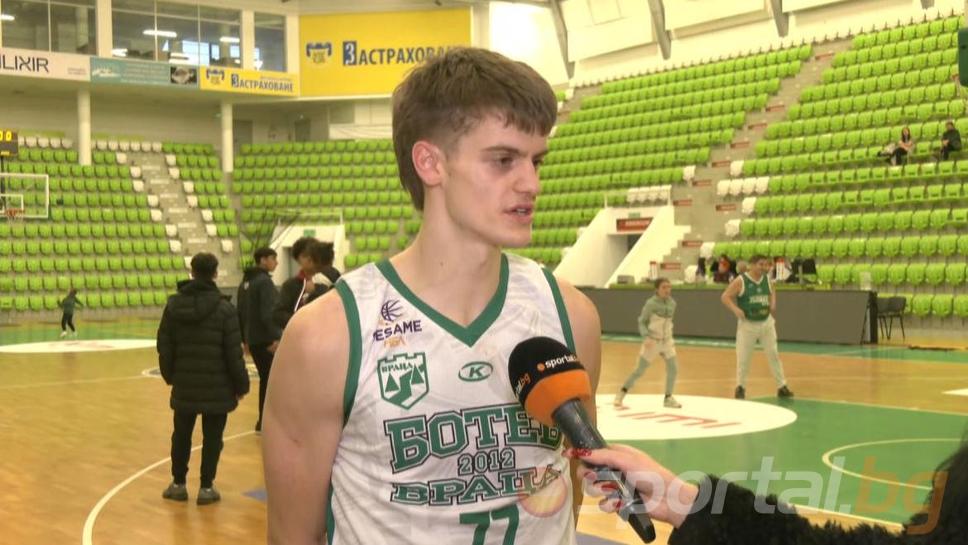 Капитанът на Ботев 2012 Георги Герганов отива да играе в САЩ