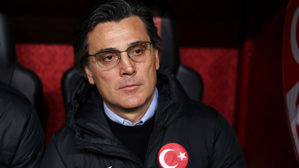 Монтела е провел специална среща с турските национали заради скандала със залаганията