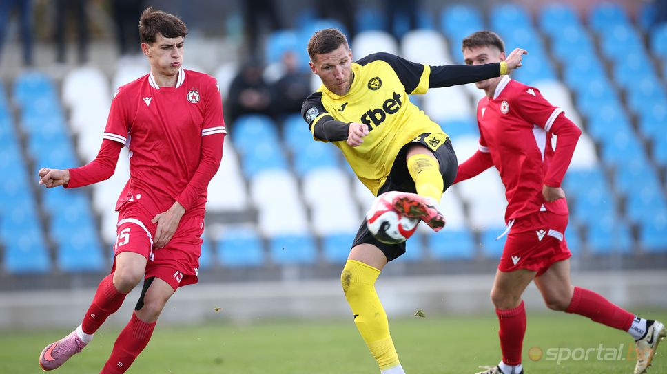 Тунчев подписа с ЦСКА