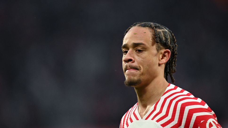 Арсенал е фаворит за Шави Симонс