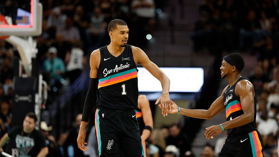 Исторически успех за Уембаняма