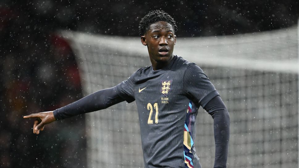 Млад талант на Ман Юнайтед беше засипан с похвали след втория си мач за Англия