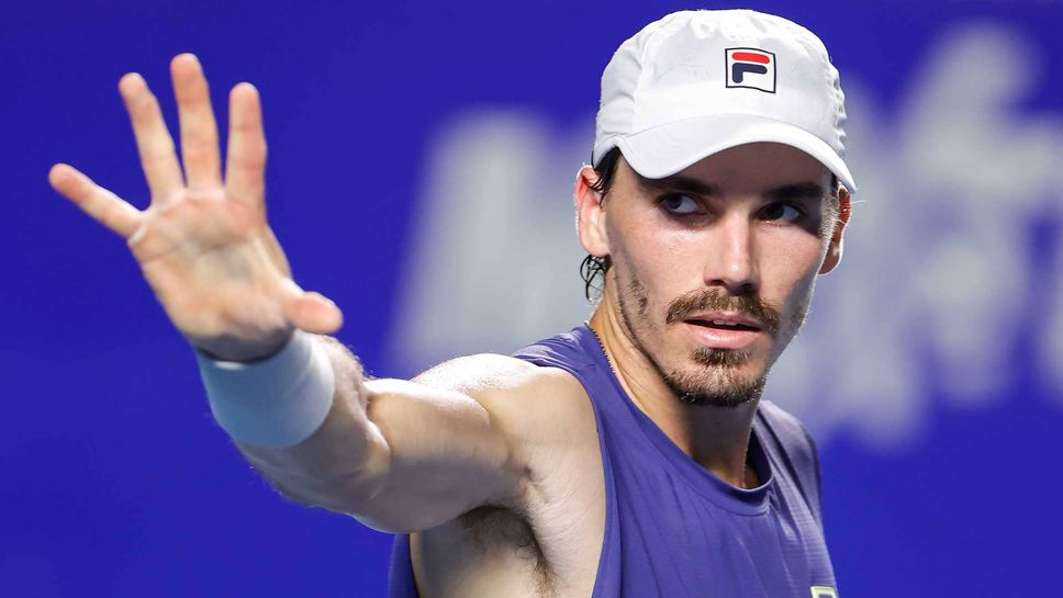 Квалификант отстрани двукратния шампион Де Минор в Акапулко