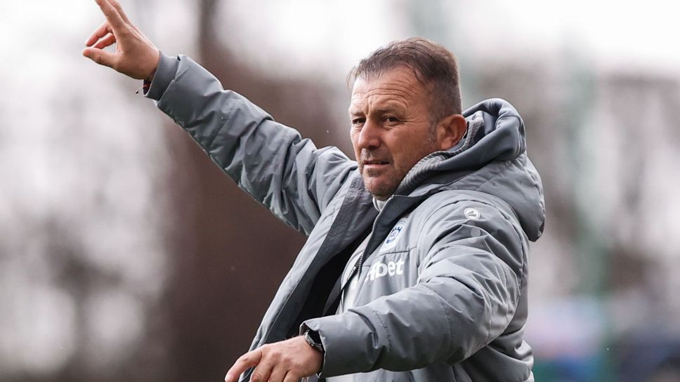 Николай Жечев: Ще се надиграваме с лидера