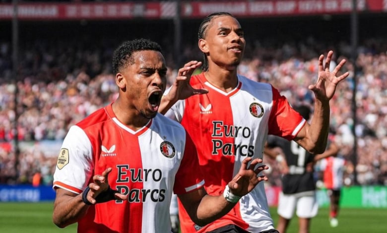 Фейенорд нанесе най-тежката загуба на Аякс от 74 години насам ВИДЕО