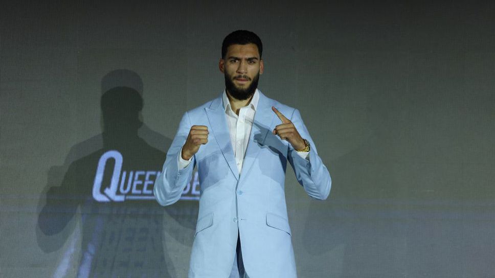 Три битки за титла в подгряващите двубои на Усик срещу Верхувен