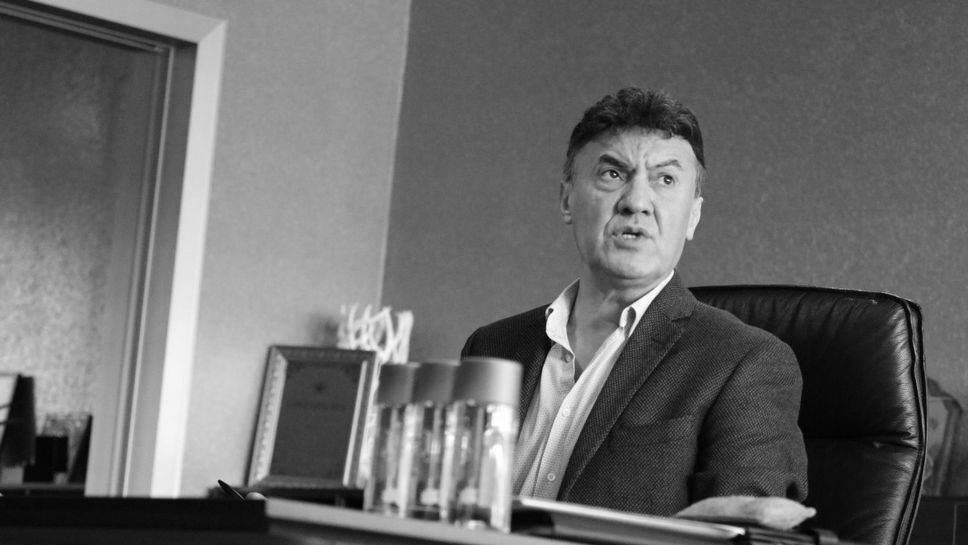 Локомотив (София) също скърби за Михайлов