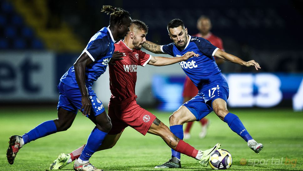 Монтана без Иван Коконов срещу Добруджа