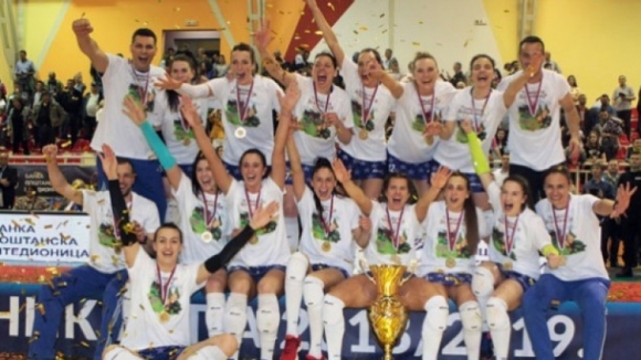 Ралица Василева и Железничар вдигнаха Купата на Сърбия за втори път
