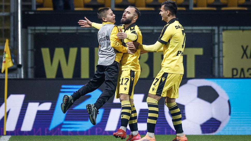 Минков: Длъжни сме да влезем в Топ 8