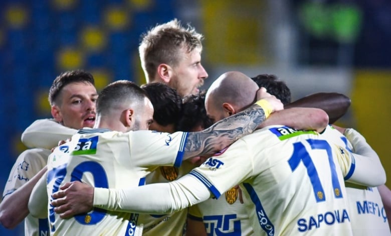 Бивши звезди на ЦСКА и Левски сътвориха огромна сензация