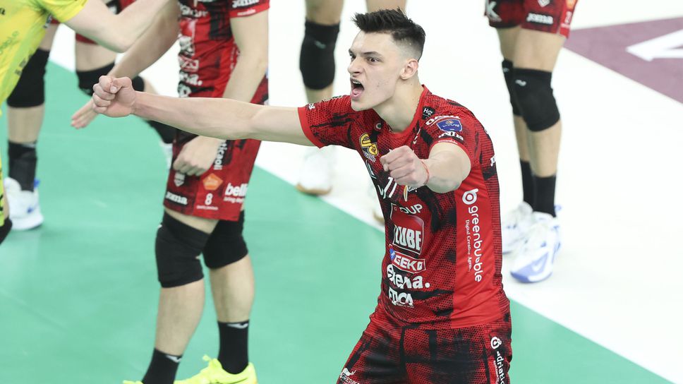 Страхотен Алекс Николов с 25 точки и MVP, Лубе на полуфинал в Италия