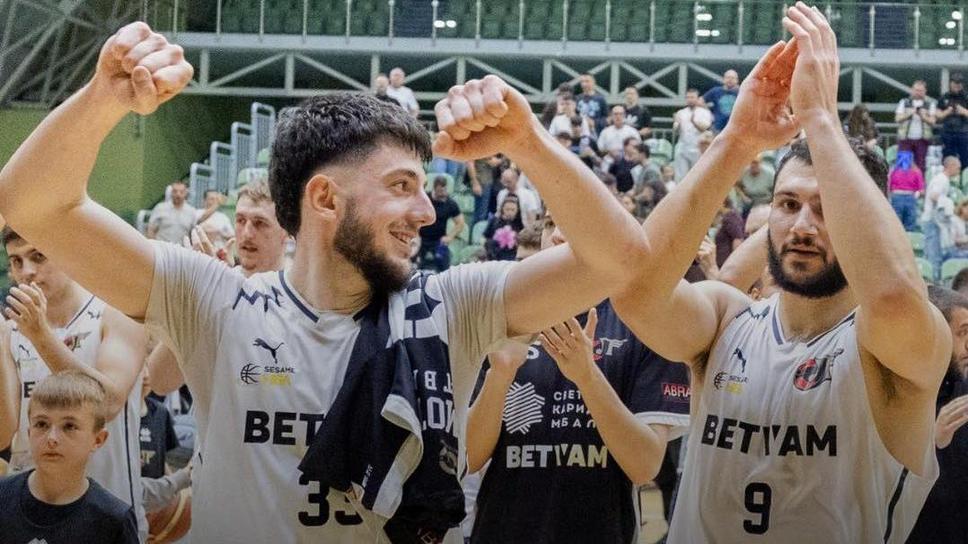Локомотив Пловдив се върна в битката срещу Рилски спортист
