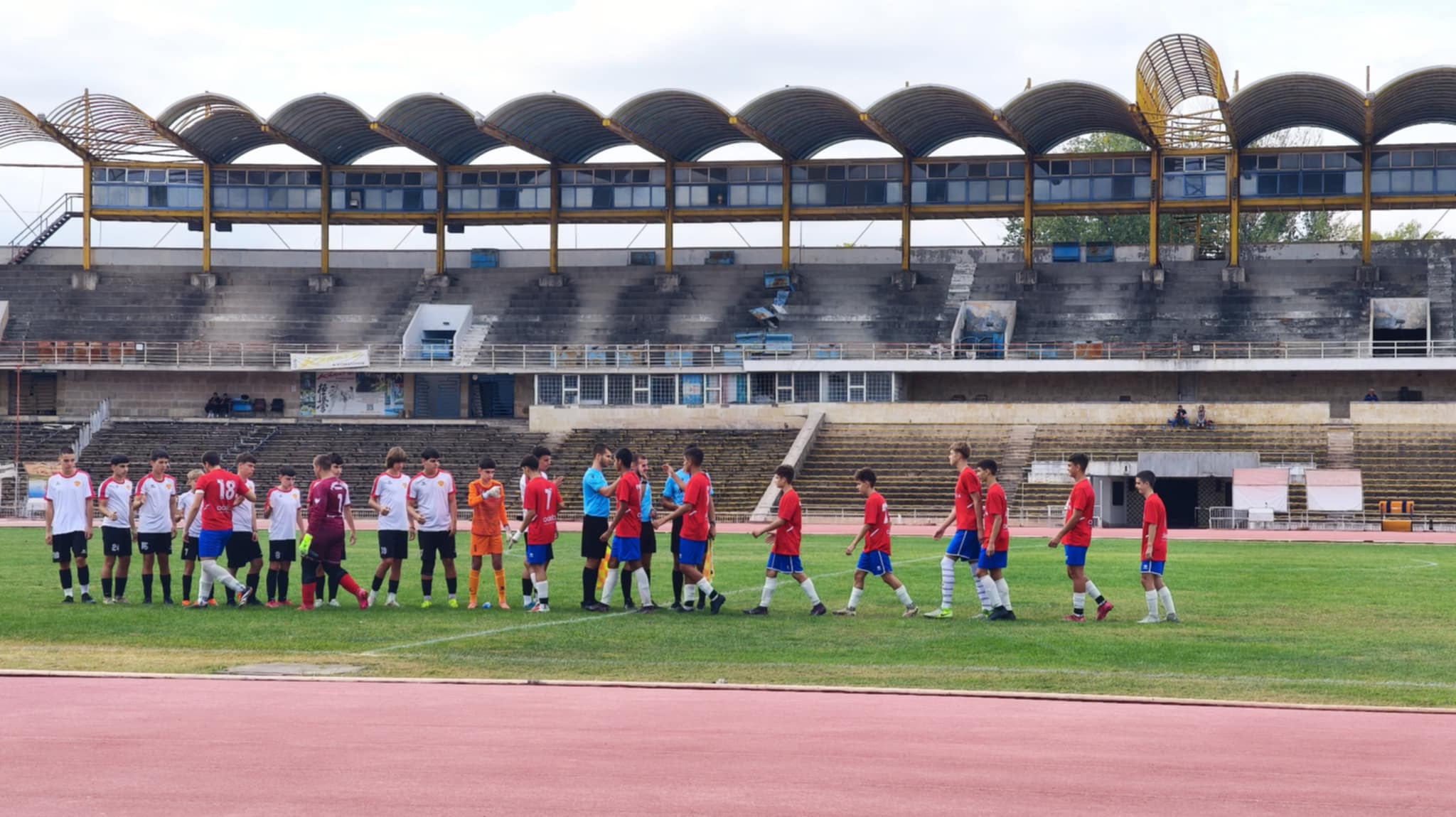 Пловдив 2015 победи Юнайтед при 16-ките