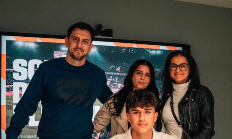 Наш талант подписа с клуб от Бундеслигата