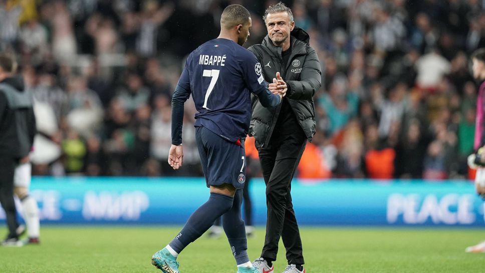 Енрике е разговарял с Мбапе за смяната му в мача с Монако