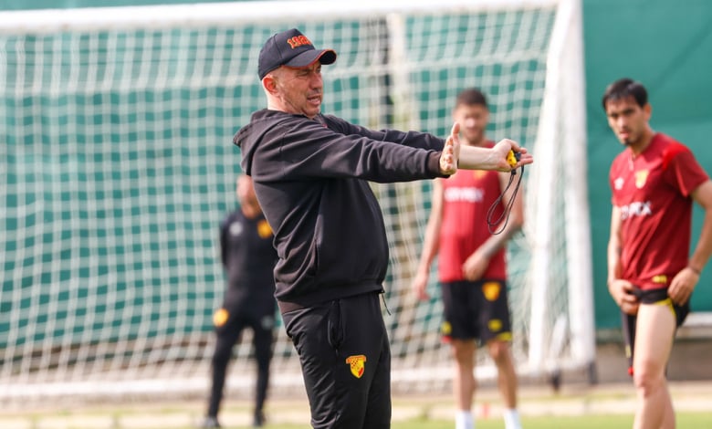 Официално: Мъри Стоилов и Гьозтепе с първи нов за Суперлигата