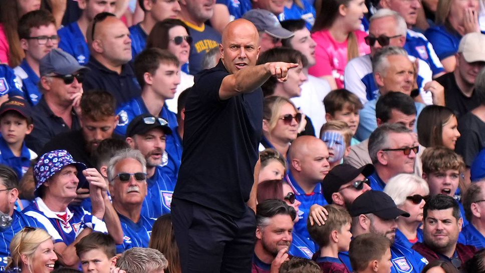 Слот: Второто полувреме бе удоволствие да се гледа