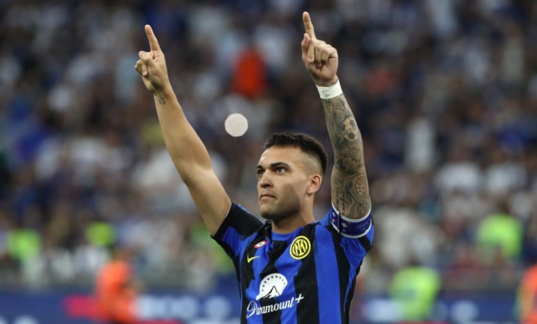 Интер позлати звездата си