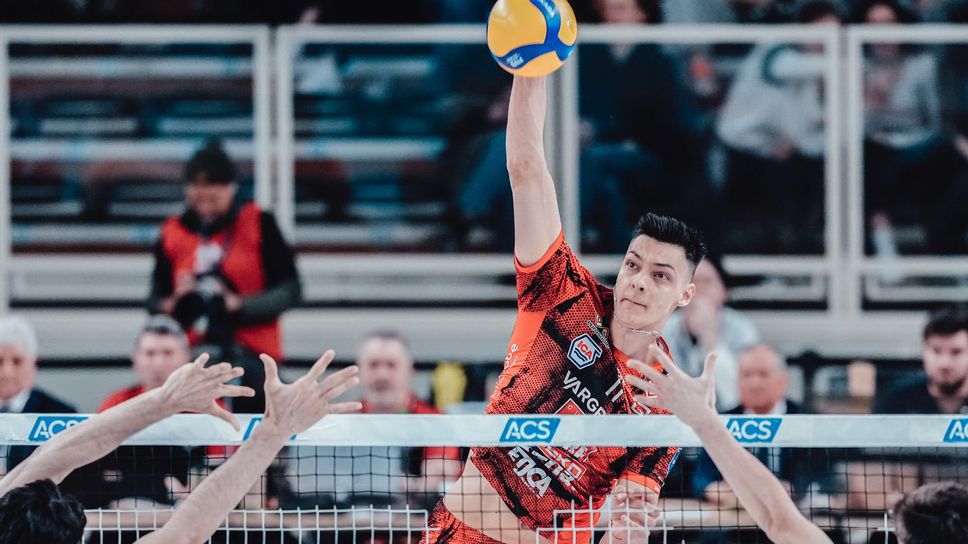 Алекс Николов събра 562 точки в 26 мача в Италия