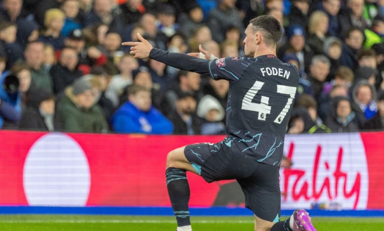 Сити гази и без Холанд, продължава лудата гонитба за титлата ВИДЕО