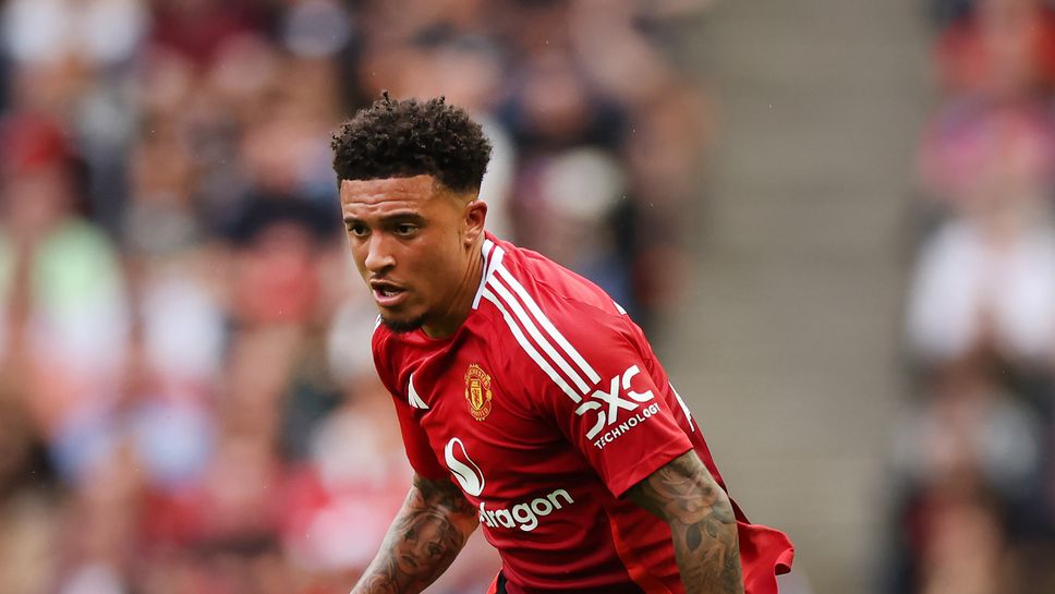 Манчестър Юнайтед получи оферта от ПСЖ за Санчо