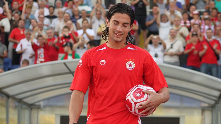 Тимонов: В ЦСКА ме бяха подценили! В Дагестан ми извадиха пистолет на улицата